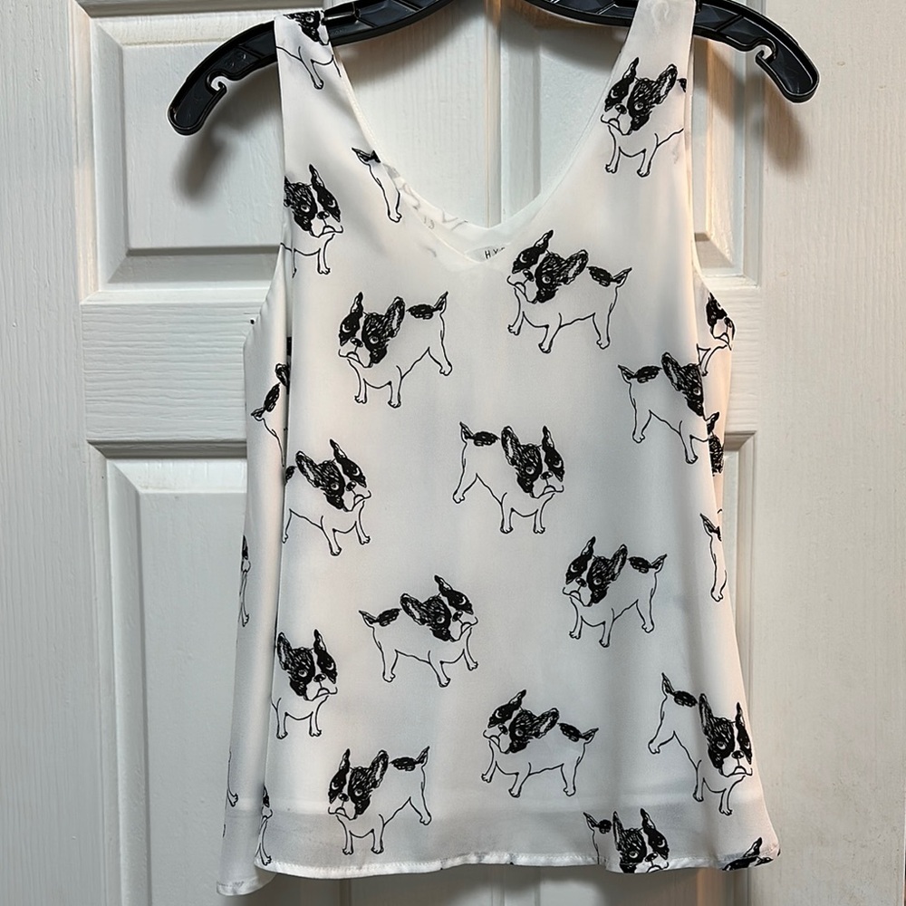 Stylish White and Black Dog Print Women's Top